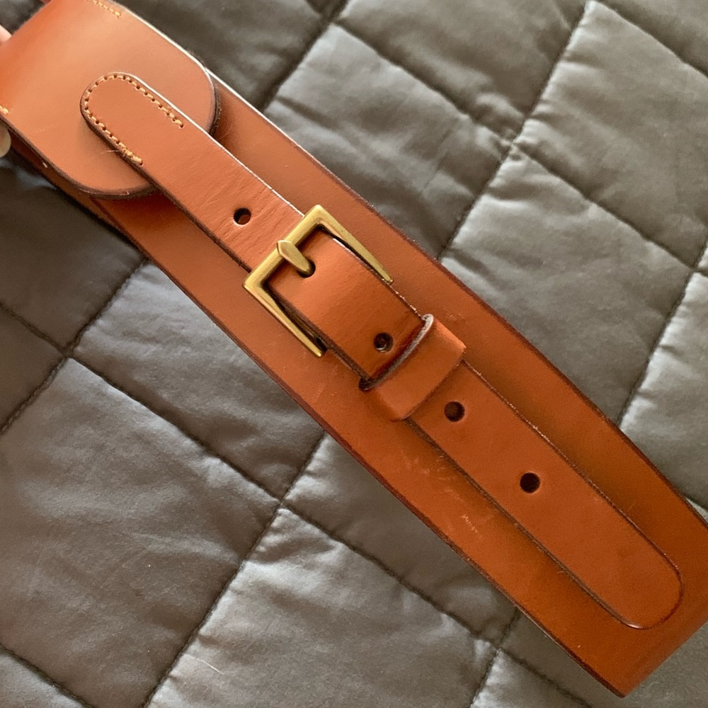 Loft camel colored leather belt